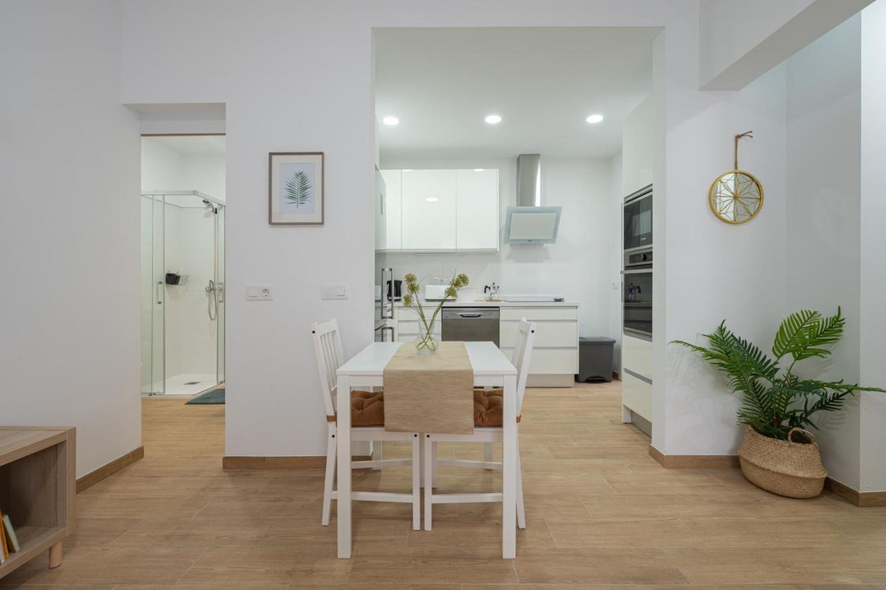 Workfriendly 2Br Home 5 Min Walk To Beach - Wifi 라스팔마스 외부 사진