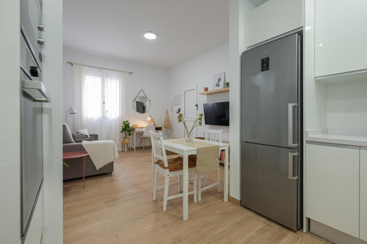 Workfriendly 2Br Home 5 Min Walk To Beach - Wifi 라스팔마스 외부 사진